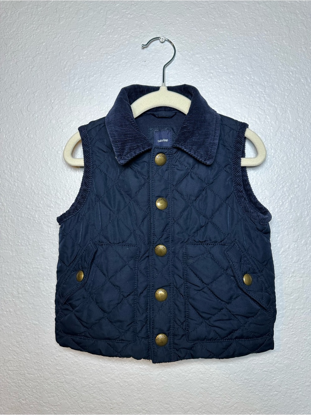 GAP // Baby Quilted Puffer Vest with Corduroy Collar in Navy 12-18 mon. Toddler